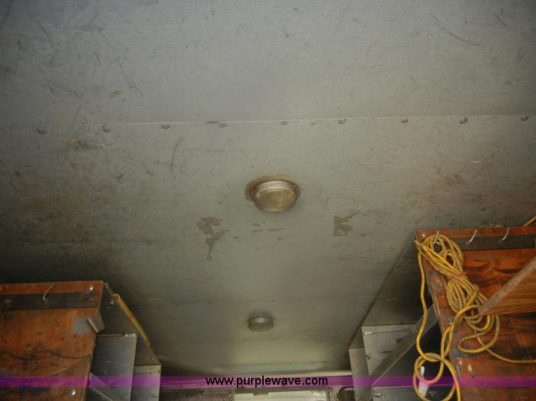 image for item D4744 2000 Freightliner MT45 step van