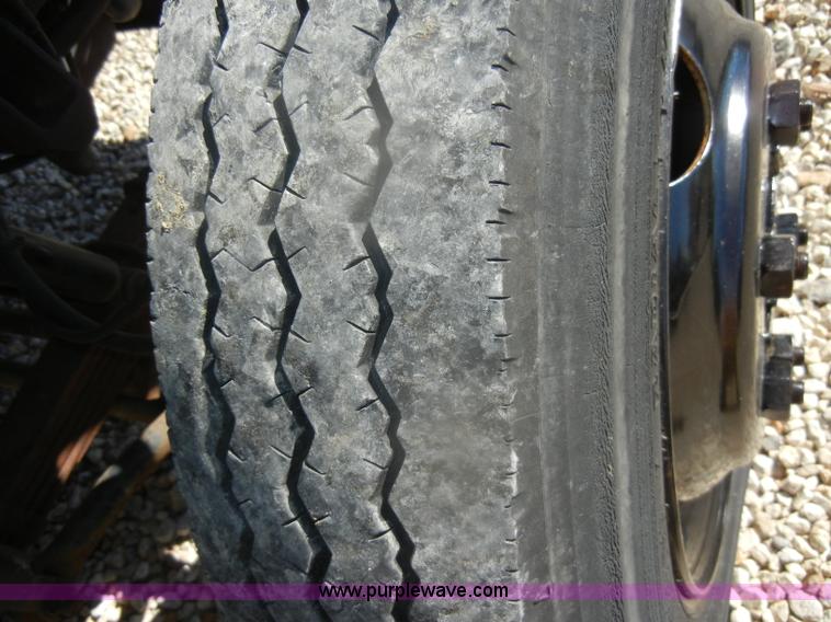 image for item D4744 2000 Freightliner MT45 step van