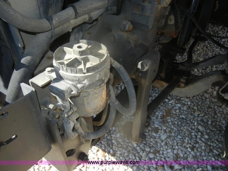 image for item D4744 2000 Freightliner MT45 step van