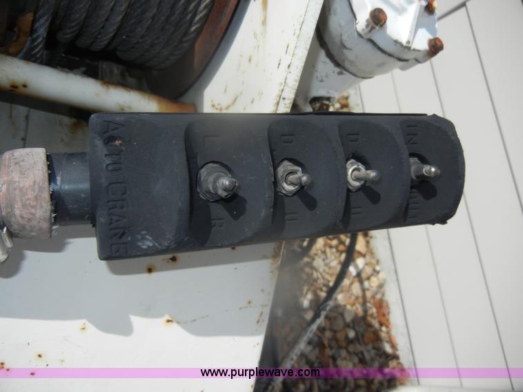 image for item D4749 Autocrane 8005H