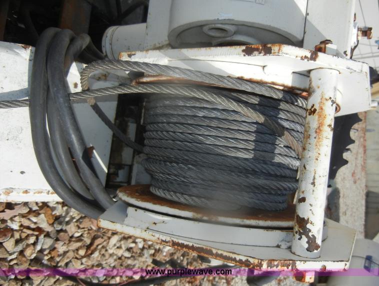 image for item D4749 Autocrane 8005H