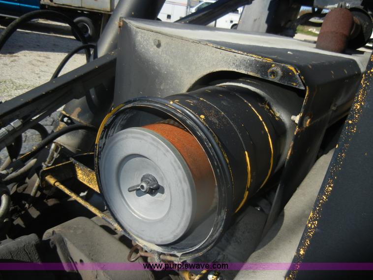 image for item D4751 Pettibone B66D telehandler