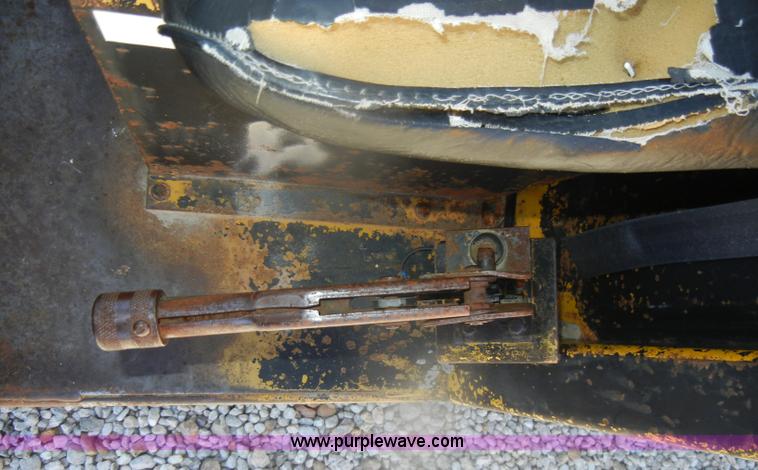 image for item D4751 Pettibone B66D telehandler