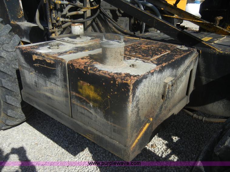 image for item D4751 Pettibone B66D telehandler