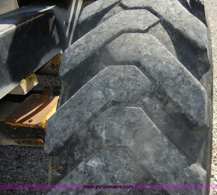 image for item D4751 Pettibone B66D telehandler