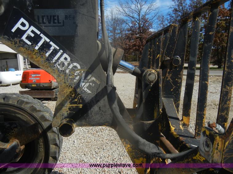 image for item D4751 Pettibone B66D telehandler
