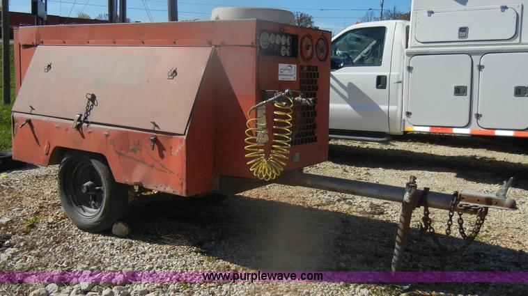 image for item D4752 1986 Sullivan air compressor