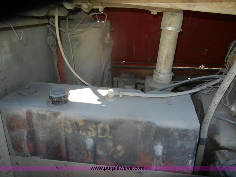 image for item D4752 1986 Sullivan air compressor