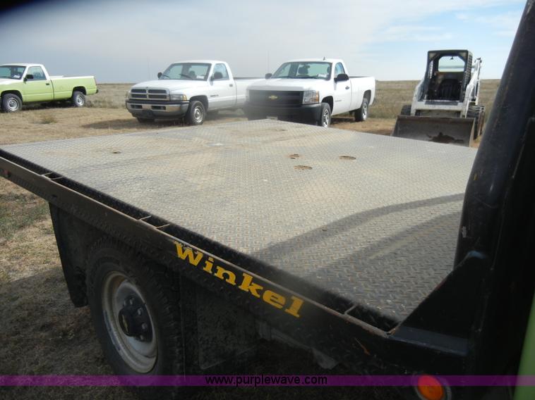 image for item D4831 1992 Chevrolet Cheyenne K2500 flatbed pickup truck