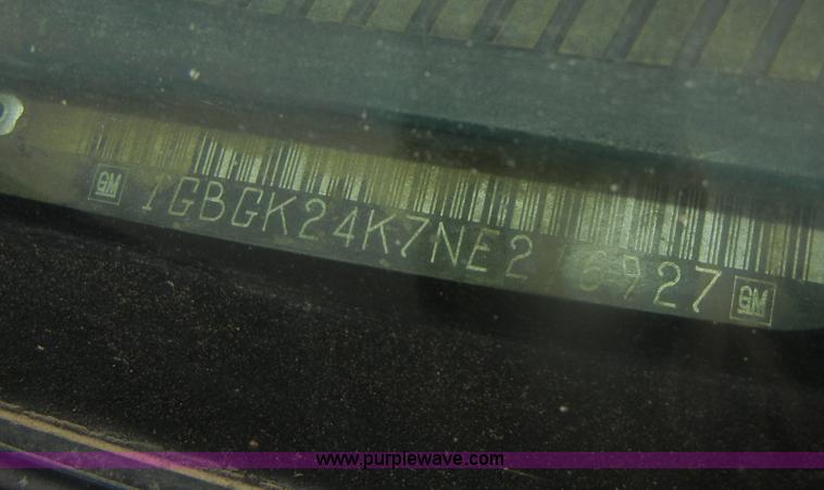 image for item D4831 1992 Chevrolet Cheyenne K2500 flatbed pickup truck