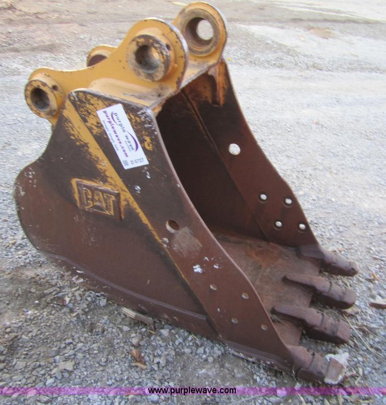 image for item D5727 Caterpillar 315L 30" excavator bucket