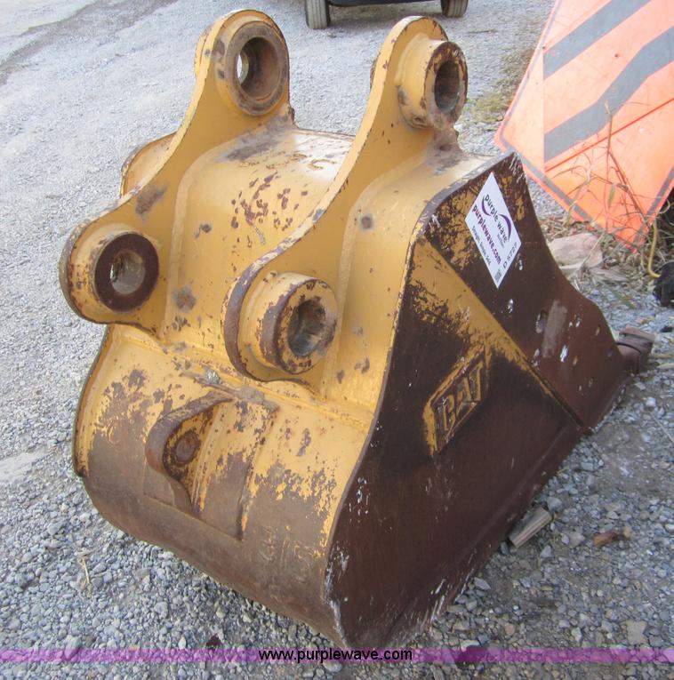 image for item D5727 Caterpillar 315L 30" excavator bucket