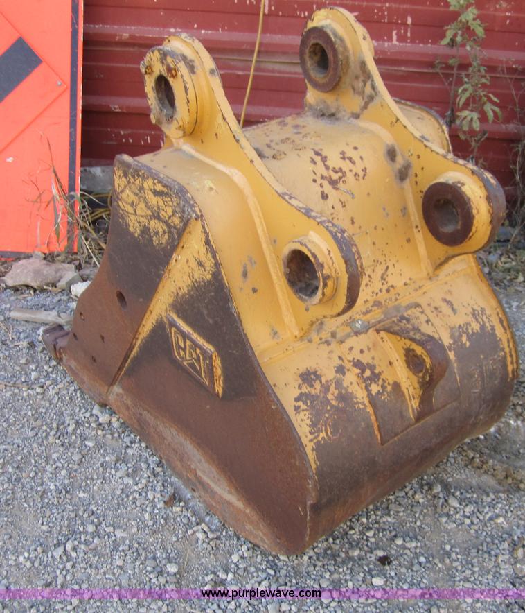 image for item D5727 Caterpillar 315L 30" excavator bucket