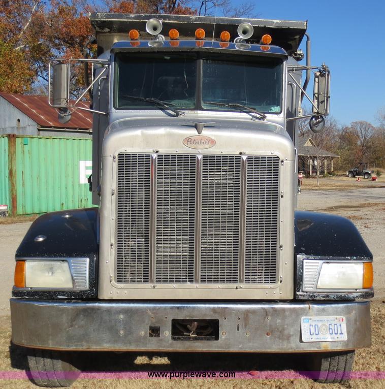 image for item D5732 1994 Perterbilt 375 dump truck