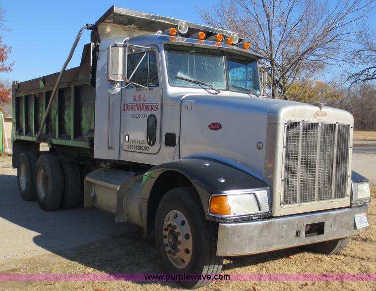image for item D5732 1994 Perterbilt 375 dump truck