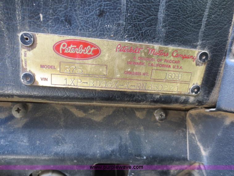 image for item D5732 1994 Perterbilt 375 dump truck