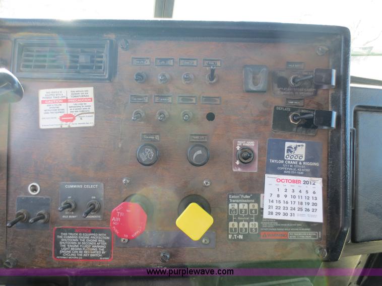 image for item D5732 1994 Perterbilt 375 dump truck