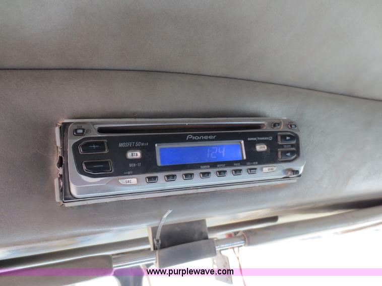 image for item D5732 1994 Perterbilt 375 dump truck