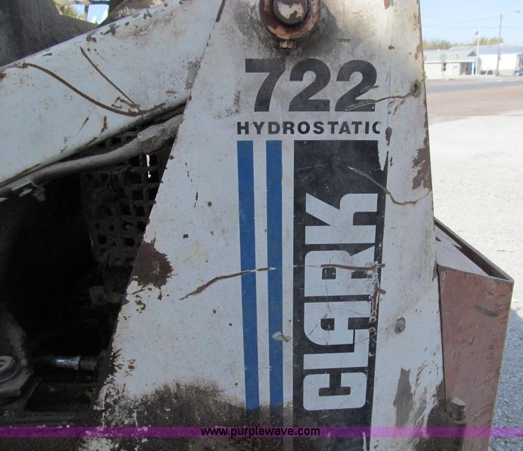 image for item E3544 1978 Clark Bobcat 722 skid steer