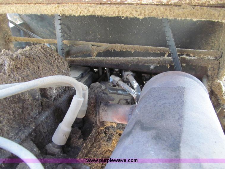 image for item E3544 1978 Clark Bobcat 722 skid steer