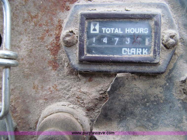 image for item E3544 1978 Clark Bobcat 722 skid steer