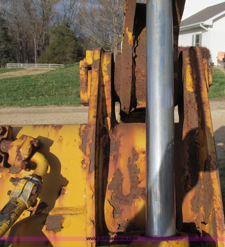 image for item E3549 Caterpillar wheel loader grapple attachment