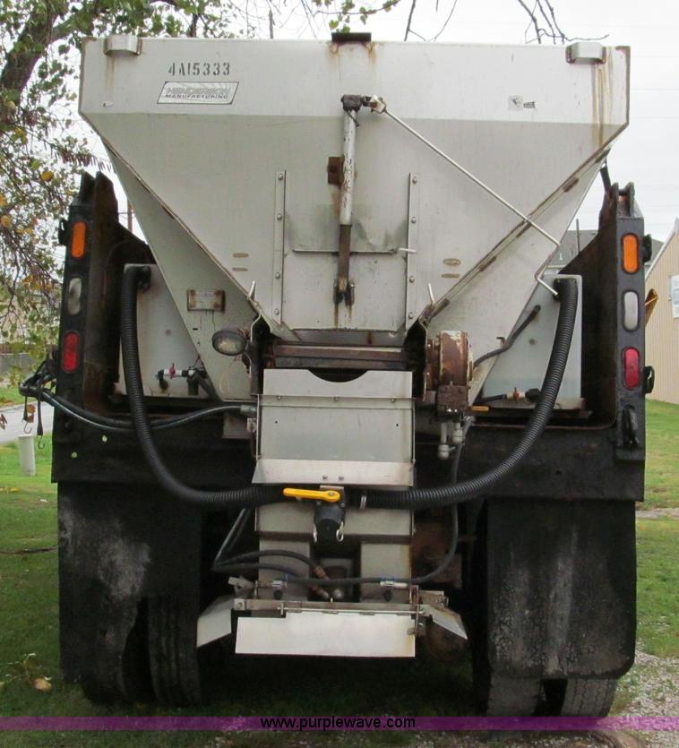 image for item E5640 1999 International 4900 dump truck