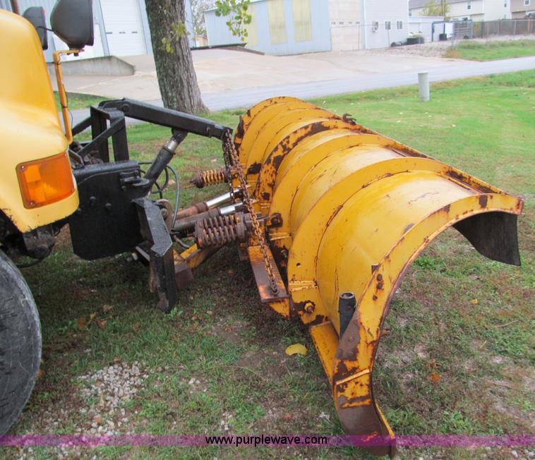 image for item E5640 1999 International 4900 dump truck