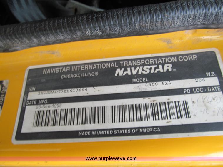 image for item E5640 1999 International 4900 dump truck