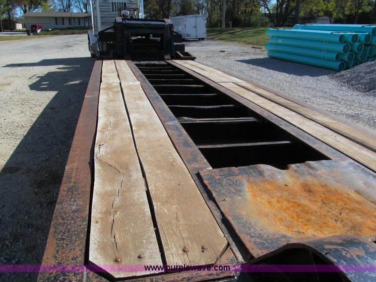 image for item E5686 1994 Katyn 50' triple axle lowboy trailer