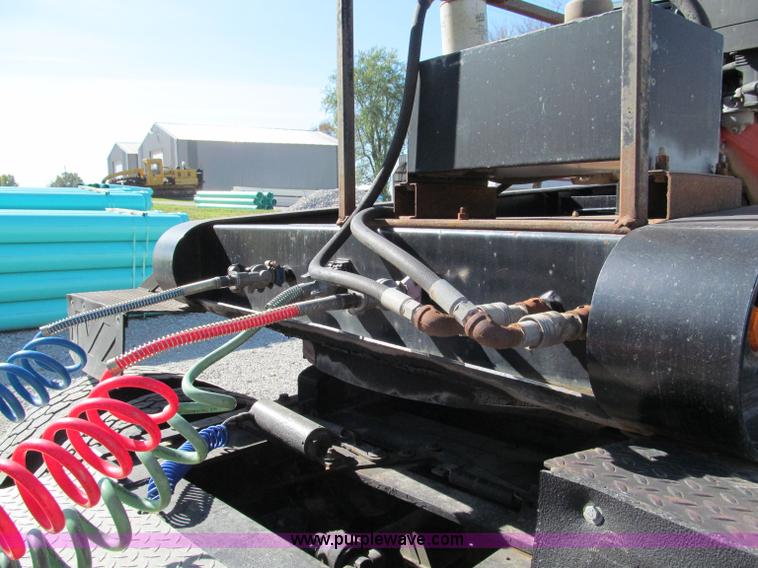 image for item E5686 1994 Katyn 50' triple axle lowboy trailer