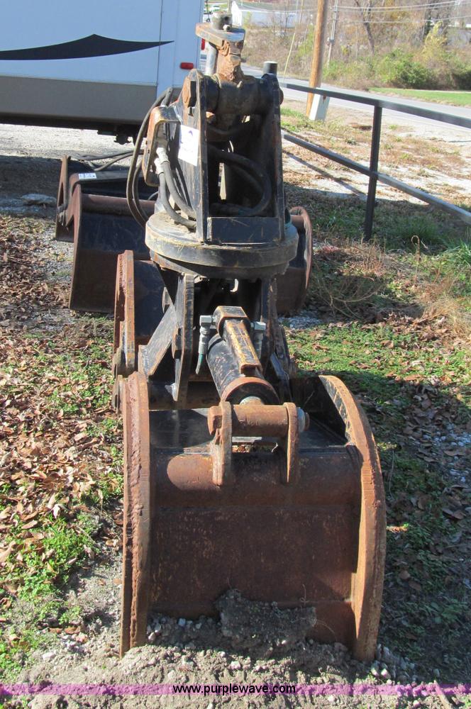 image for item E5707 24" hood butt type grapple