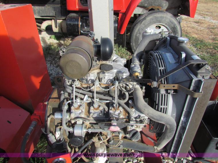 image for item E8157 2000 Craft Co EZ-Pour 200D crack seal machine