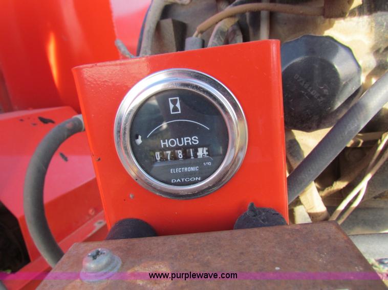 image for item E8157 2000 Craft Co EZ-Pour 200D crack seal machine