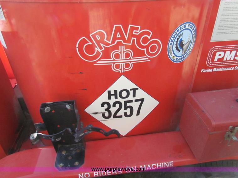 image for item E8157 2000 Craft Co EZ-Pour 200D crack seal machine