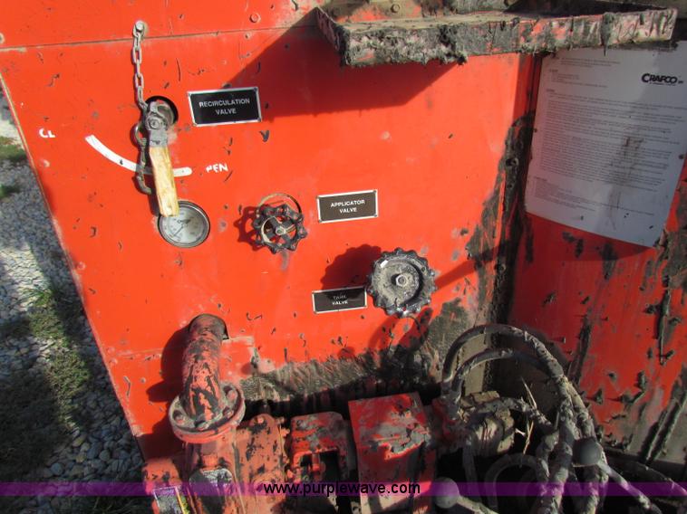 image for item E8157 2000 Craft Co EZ-Pour 200D crack seal machine