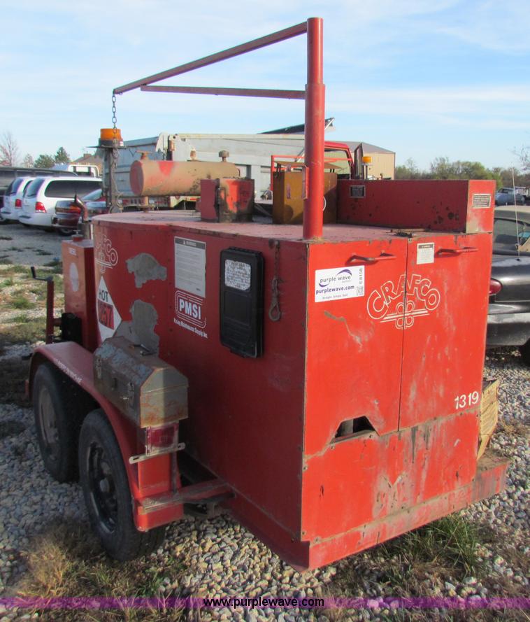 image for item E8158 1997 Craft Co E-Z Pour 200D crack seal machine