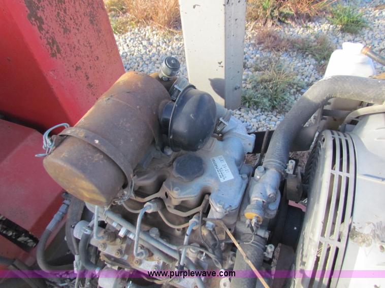 image for item E8158 1997 Craft Co E-Z Pour 200D crack seal machine