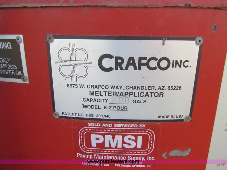 image for item E8158 1997 Craft Co E-Z Pour 200D crack seal machine
