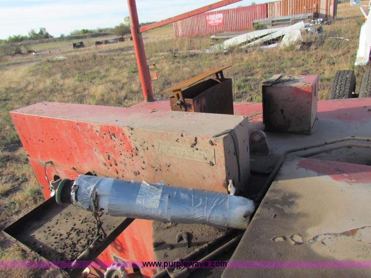 image for item E8158 1997 Craft Co E-Z Pour 200D crack seal machine