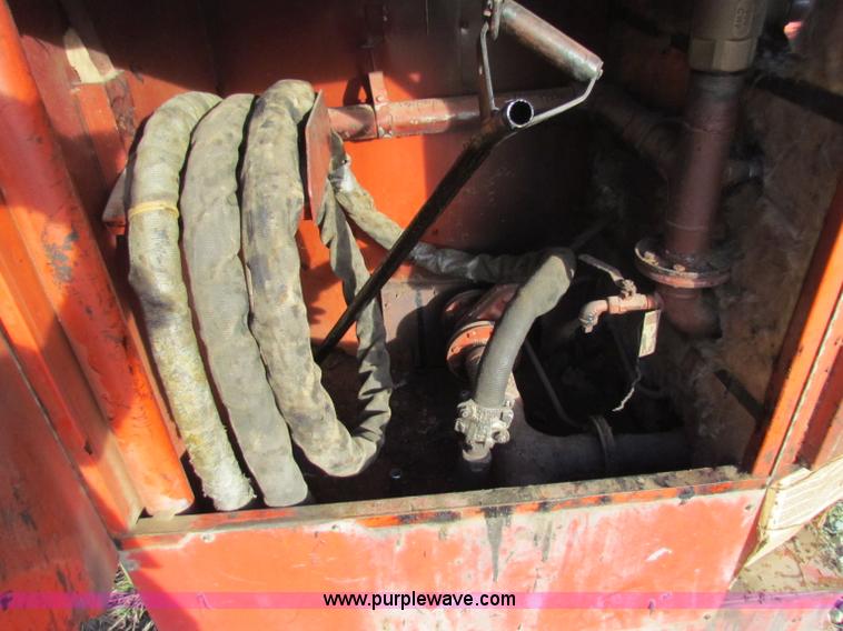 image for item E8158 1997 Craft Co E-Z Pour 200D crack seal machine