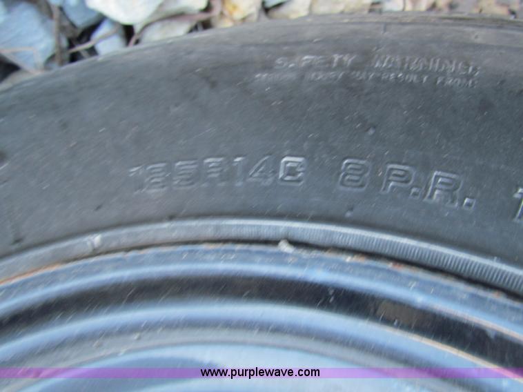 image for item E8159 2000 Craft Co E-Z Pour 200D crack seal machine