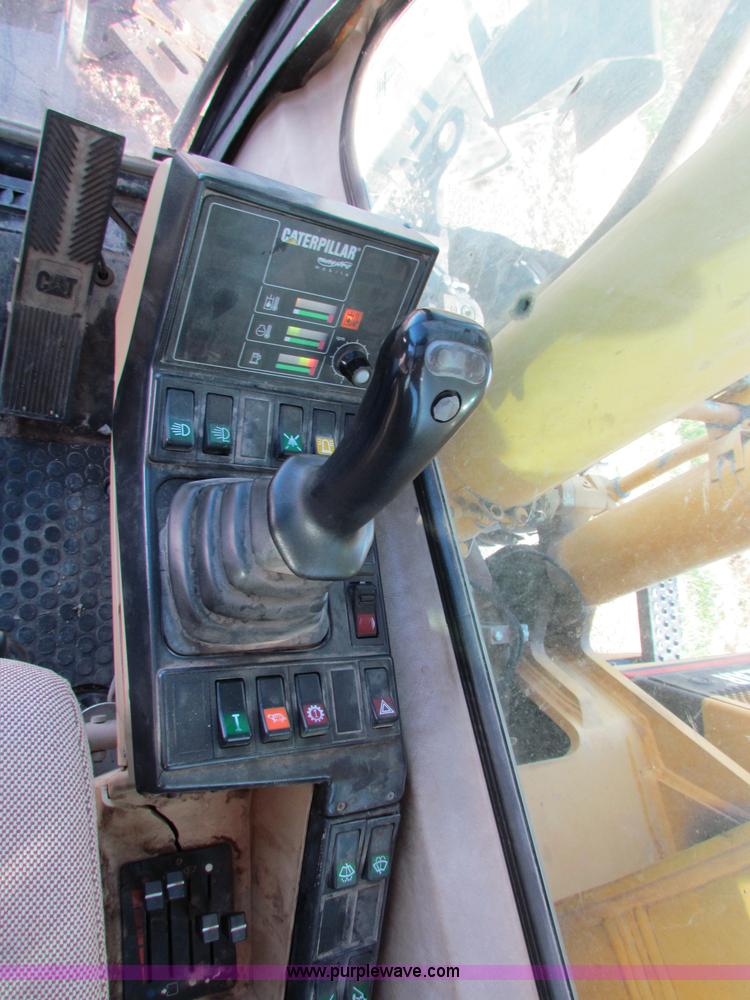 image for item E8168 1998 Caterpillar M318 mobile excavator