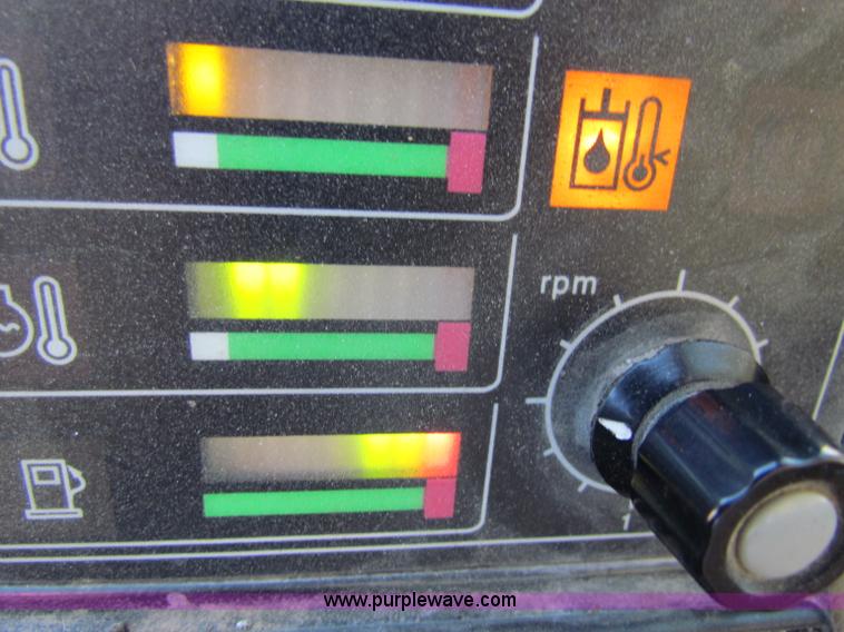 image for item E8168 1998 Caterpillar M318 mobile excavator