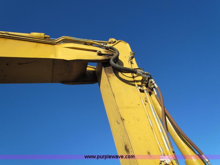 image for item E8168 1998 Caterpillar M318 mobile excavator