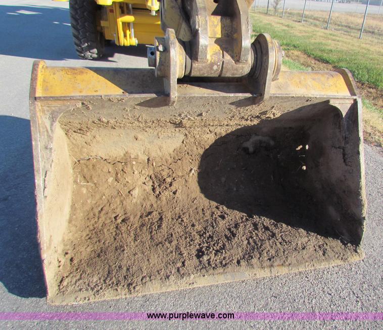 image for item E8168 1998 Caterpillar M318 mobile excavator