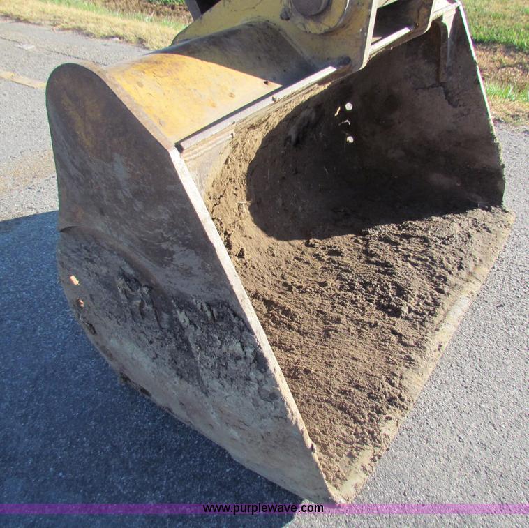 image for item E8168 1998 Caterpillar M318 mobile excavator