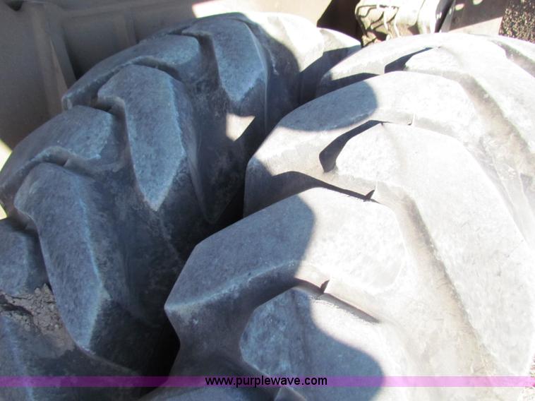 image for item E8168 1998 Caterpillar M318 mobile excavator