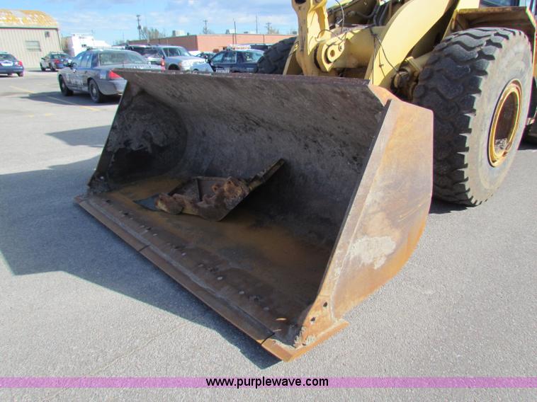 image for item E8169 1999 Caterpillar 950G wheel loader