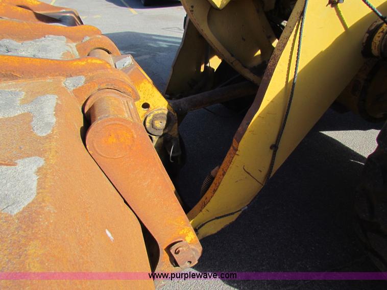 image for item E8169 1999 Caterpillar 950G wheel loader
